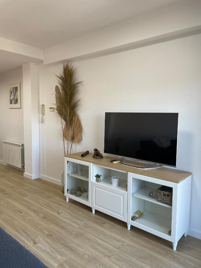 Acogedor Apartamento Vallparadis Con Parking Terrassa Bagian luar foto